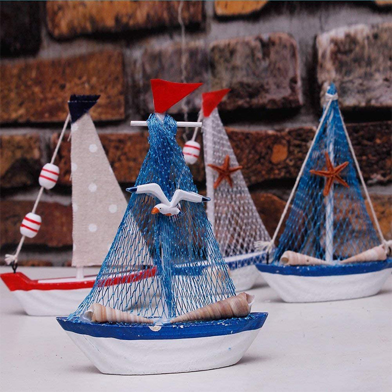 Nautical Wooden Sailboat Model Beach Decor Handpainted Vintage Wood Sailing Boat Beach Art Ornament Kitchen Bathroom Office Party Centrepiece Decoration (Set of 4)