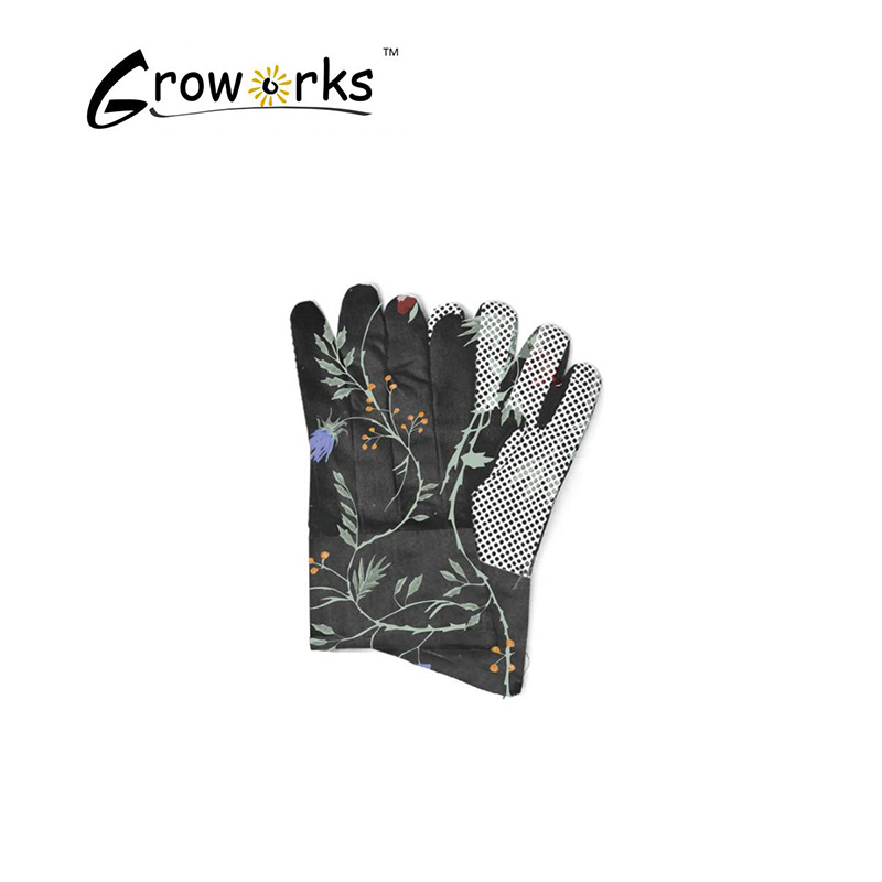 Black And White Vine Glove Bag Apron Kneeler Garden Tools Set